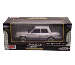 Plymouth Reliant 1983 - 1:24 (Silver) MM73336SL Plymouth Reliant 1983 - 1:24 (Silver) MM73336SL